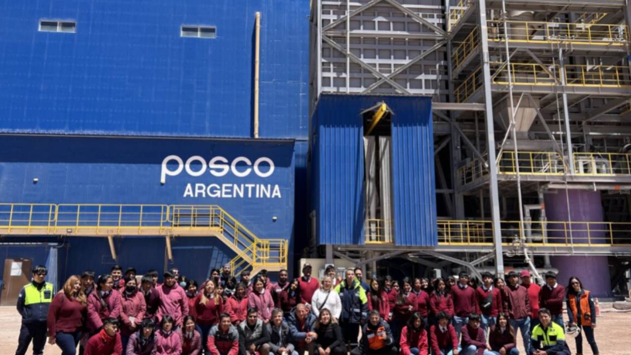 POSCO Argentina impulsa la formación técnica con visitas educativas en el proyecto Sal de Oro